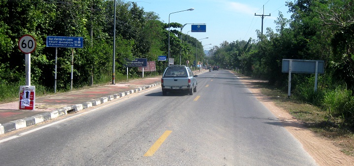 links rijden in Thailand